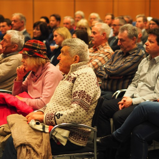 Etwa 120 Besucher sind zur Veranstaltung gekommen