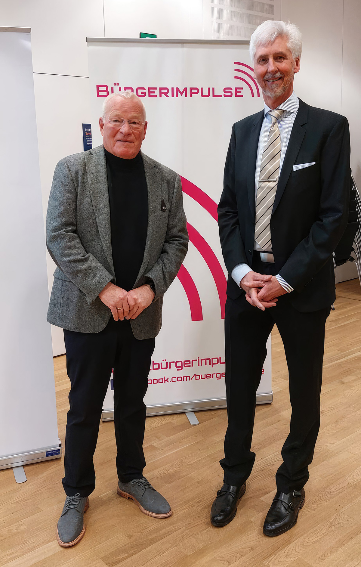 links: Prof. Günter Kirste (Referent), rechts: Bürgerimpulse-Vorstand Christoph Botzenhart - Foto: Annette Thierer Prof. Günter Kirste und Christoph Botzenhart